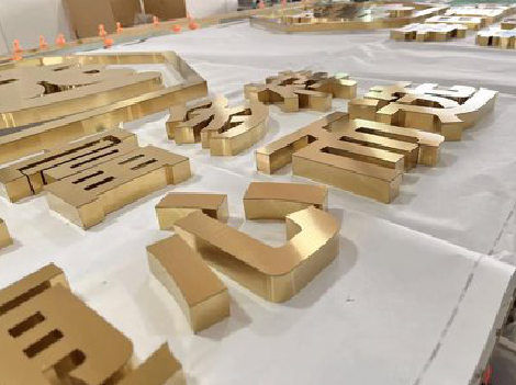  茶陵拉丝不锈钢字的特点。